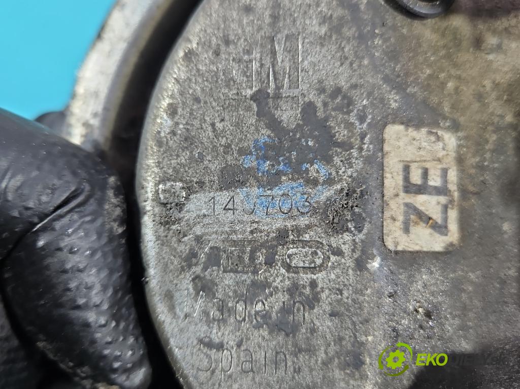 Opel Corsa C 2000-2006 1.0 12V 58 HP manual 43 kW 973 cm3 3- čerpadlo palivo
