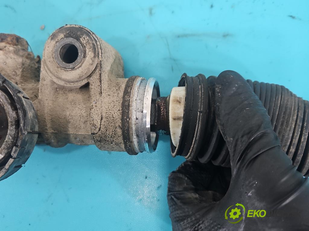 Opel Corsa C 2000-2006 1.0 12V 58 HP manual 43 kW 973 cm3 3- Ozubené kolo: volant