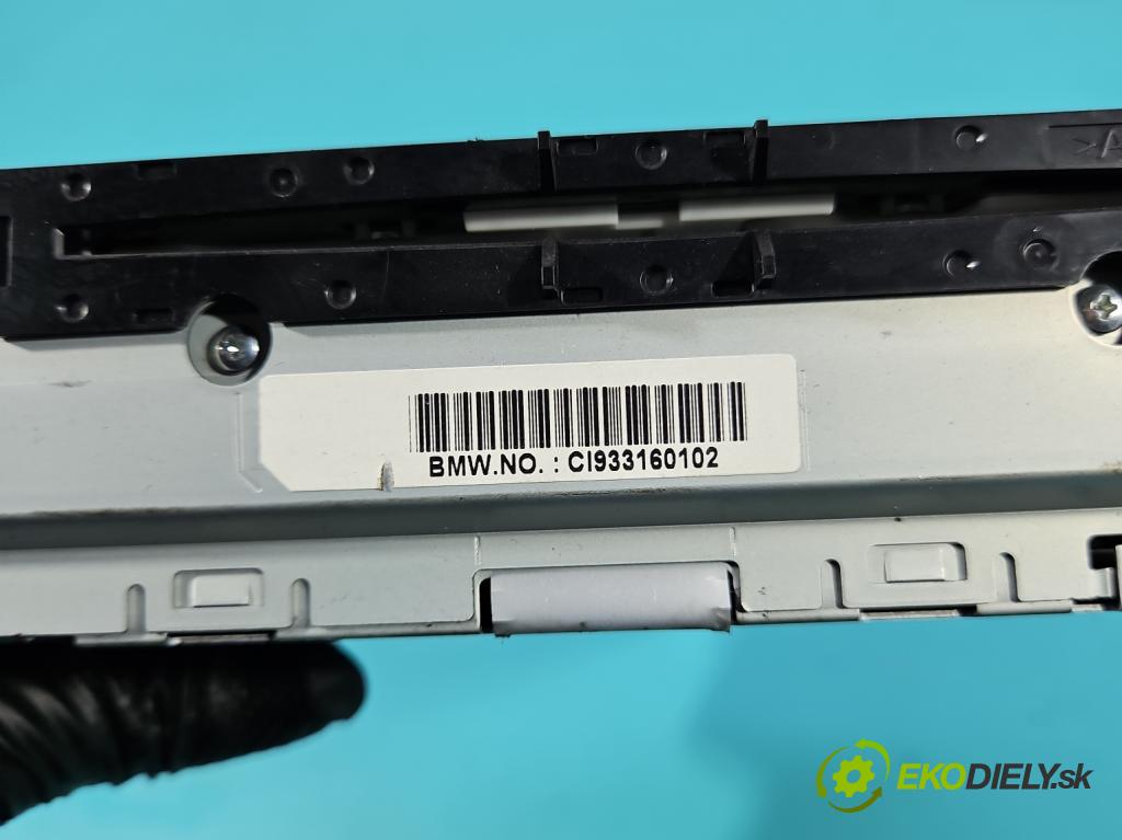 Bmw 3 F30 2011-2018 2.0d 184hp manual 135 kW 1995 cm3 4- Radio originál 9331601