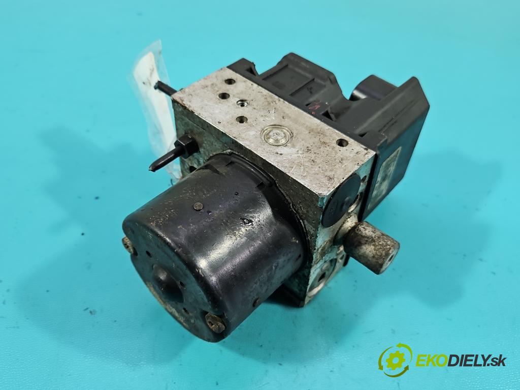 Skoda Fabia I 1999-2007 1.2 12V 64 HP manual 47 kW 1198 cm3 5- čerpadlo abs 6Q0614117E (Pumpa ABS)