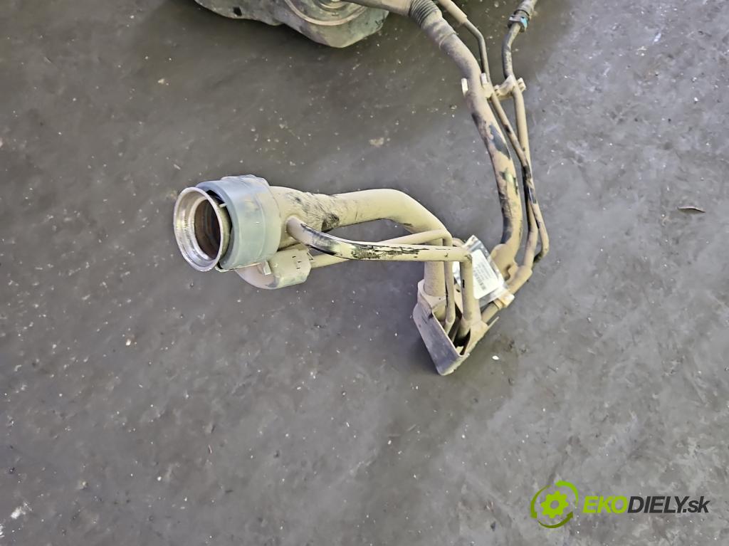 Lexus CT 2010-2022 1.8 VVTI 99 HP automatic 73 kW 1798 cm3 5- Nádrž: palivo 77100-76010 (Palivová nádrž)