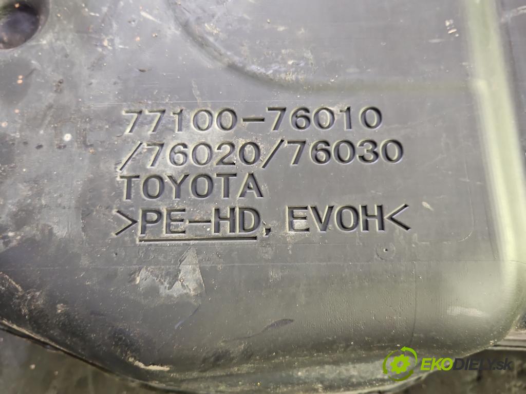 Lexus CT 2010-2022 1.8 VVTI 99 HP automatic 73 kW 1798 cm3 5- Nádrž: palivo 77100-76010 (Palivová nádrž)