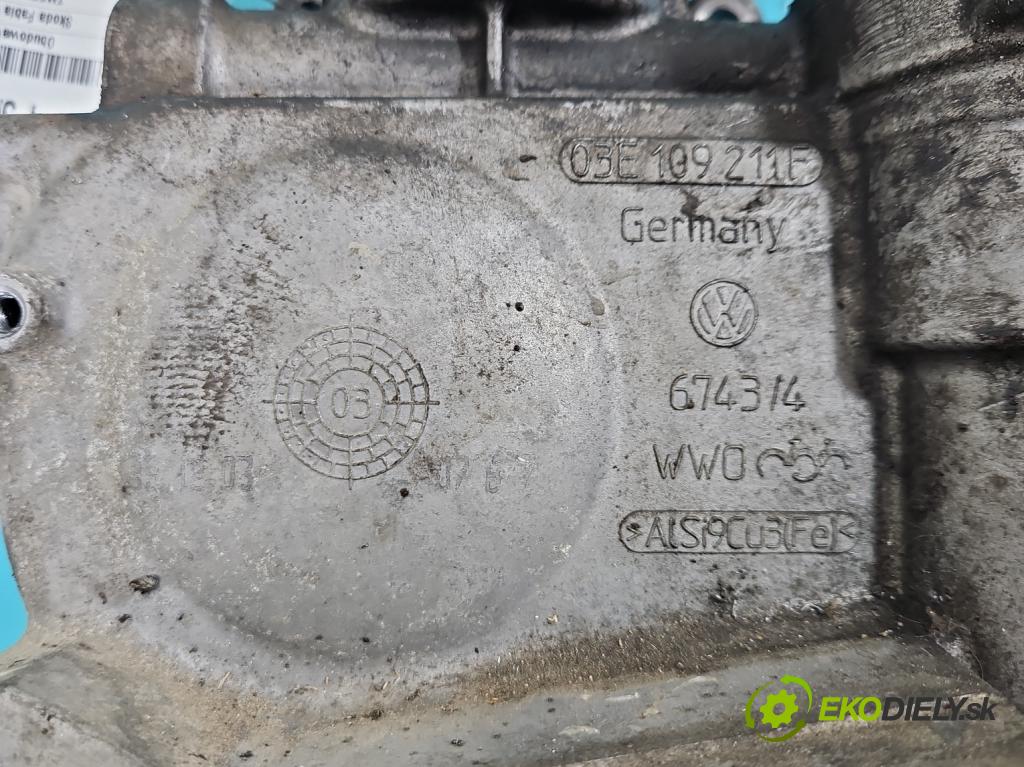 Skoda Fabia I 1999-2007 1.2 12V 64 HP manual 47 kW 1198 cm3 5- obal načasovanie 03E109211F (Kryt motora)