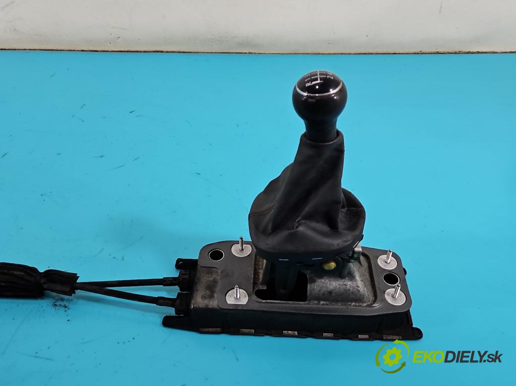 Vw Touran I 2003-2015 1.9 tdi 101 HP manual 74 kW 1896 cm3 5- Páka: Změny: stupeň,rýchlosť 1K0711061A (Rýchlostná páka (kulisa))