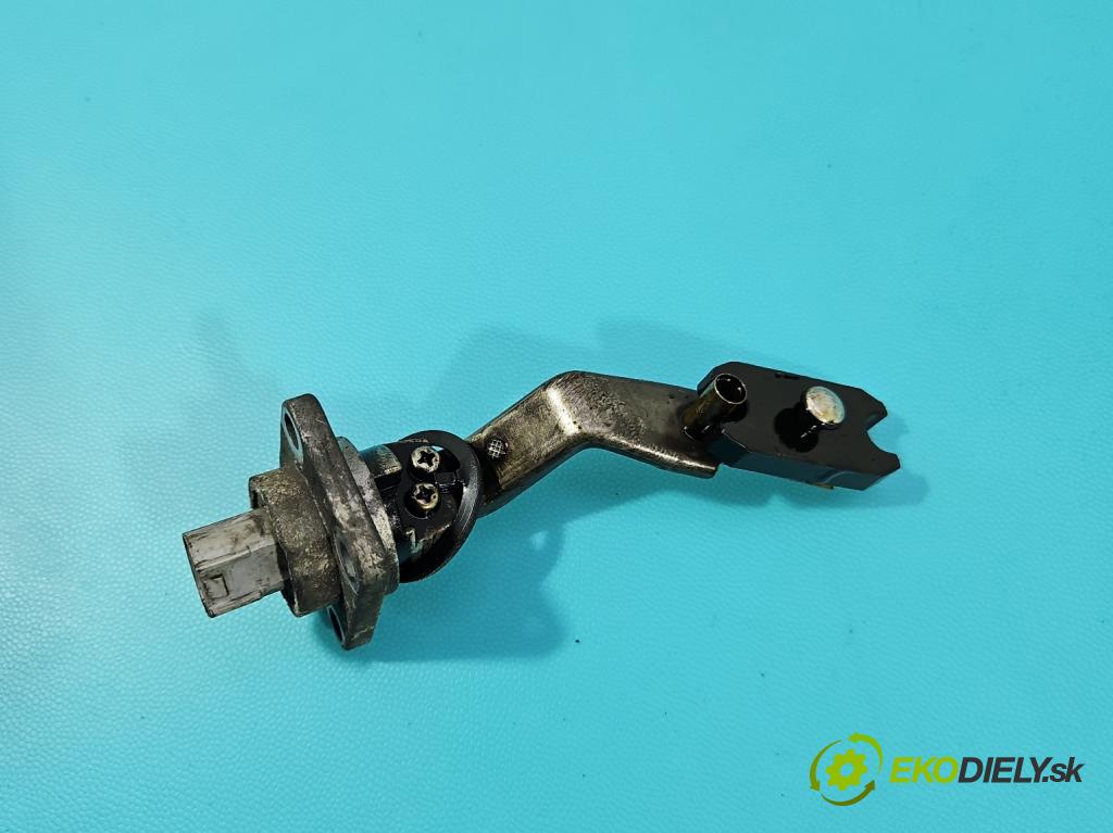 Toyota Avensis III T27 2009-2018 2.0 D4D 126 HP manual 93 kW 1998 cm3 4- snímač úroveň: oleja:  (Snímač)