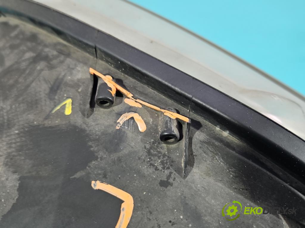 Audi A4 B7 2004-2008 1.9 tdi 116 HP manual 85 kW 1896 cm3 5- Reflektor: pravý 8E0941004AJ (Svetlo predné pravé)