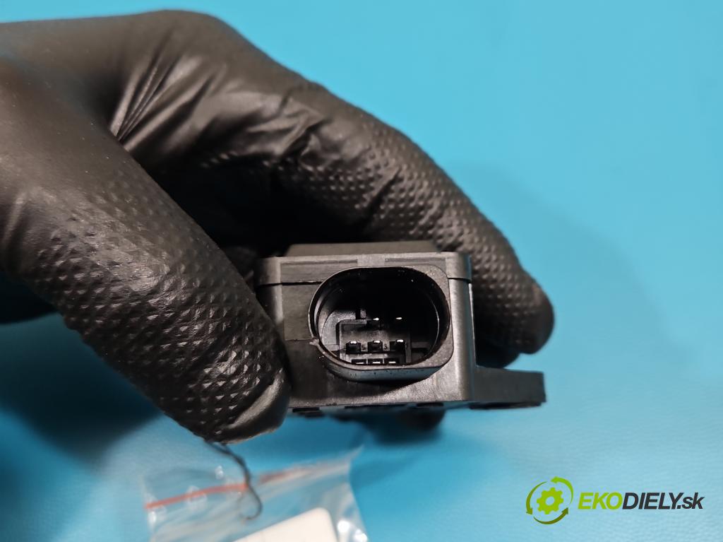 Audi A6 C6 2004-2011 2.7 TDI 179KM automatic 132 kW 2698 cm3 5- snímač ESP 4F0907637