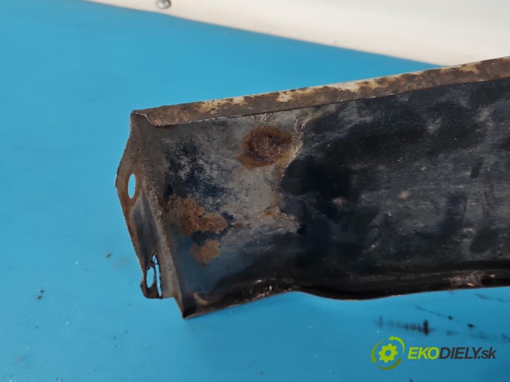 Audi A6 C6 2004-2011 2.7 TDI 179KM automatic 132 kW 2698 cm3 5- blatník predné pravý  (Kľučka dverí ostatné)