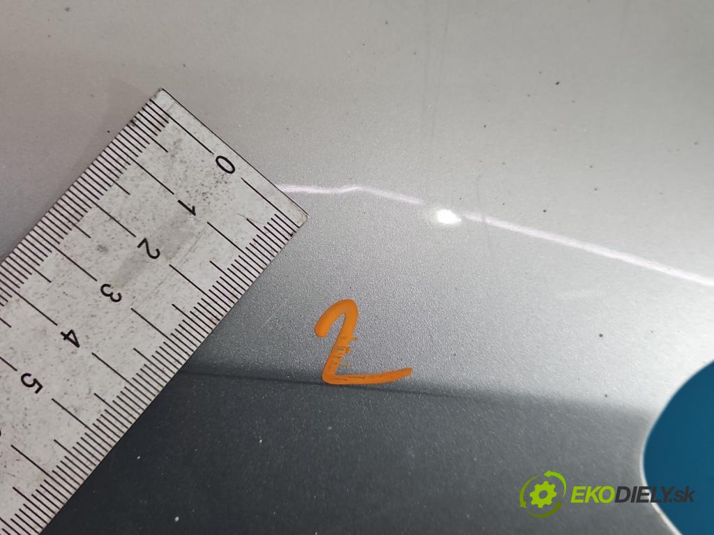 Audi A6 C6 2004-2011 2.7 TDI 179KM automatic 132 kW 2698 cm3 5- blatník predné pravý  (Kľučka dverí ostatné)