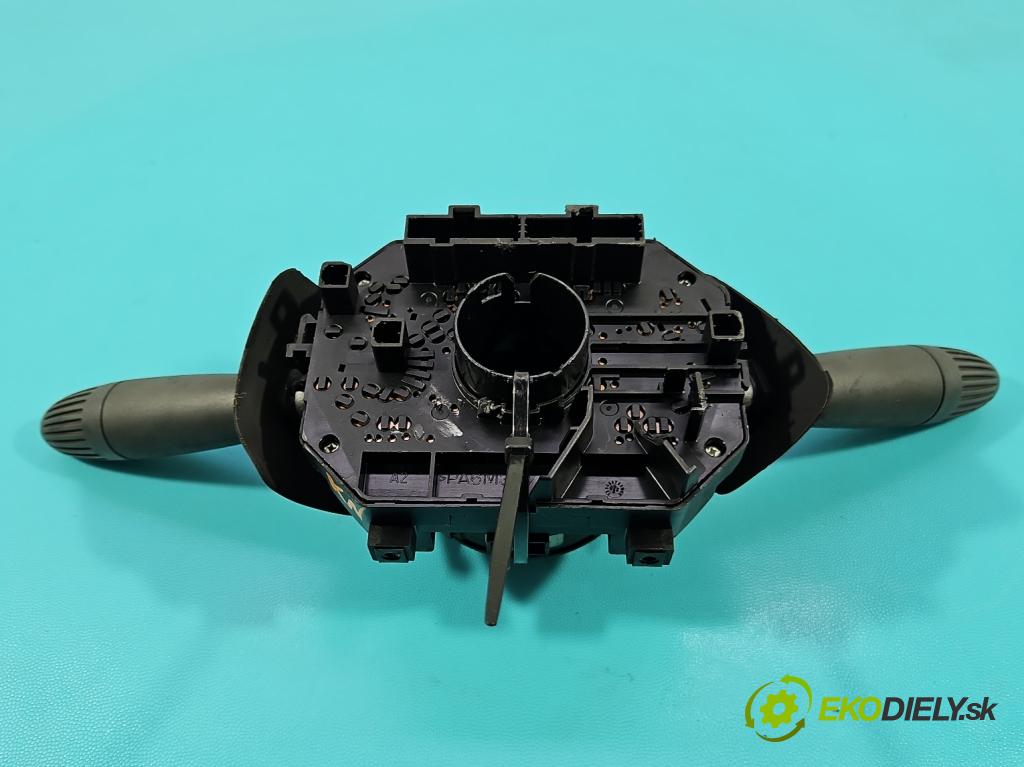 Fiat Panda II 2003-2012 1.1 54 HP manual 40 kW 1108 cm3 5- prepínač komplex: 735360978 (Prepínacie páčky pod volantom)