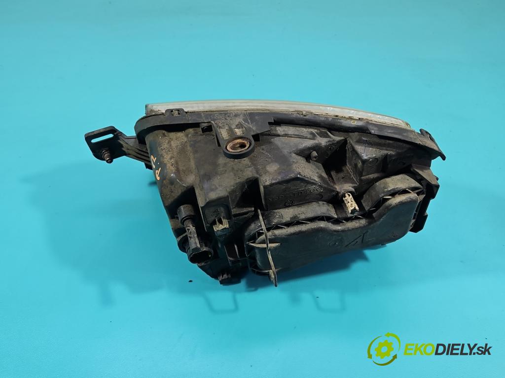 Fiat Panda II 2003-2012 1.1 54 HP manual 40 kW 1108 cm3 5- Reflektor: pravý  (Svetlo predné pravé)