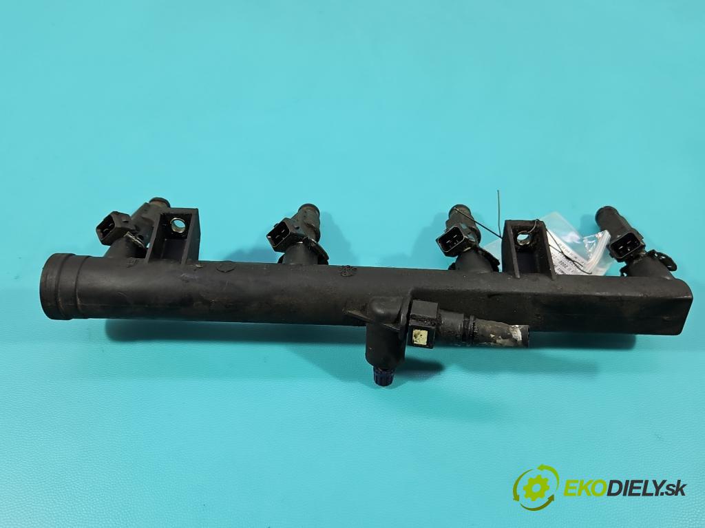 Citroen Xsara II 2000-2004 2.0 16V 136 HP manual 100 kW 1997 cm3 5- vstrek  (Vstrekovač paliva)