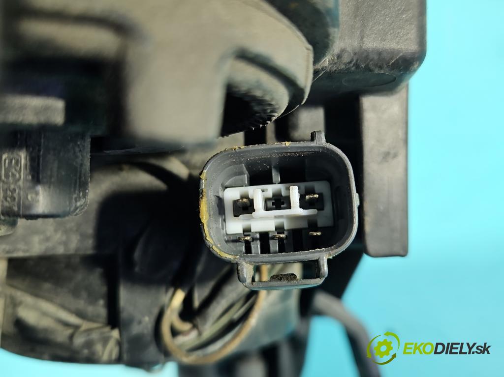 Subaru Legacy IV 2004-2009 2.0 boxer 137 HP manual 101 kW 1994 cm3 5- Reflektor: pravý 100-20794 (Svetlo predné pravé)