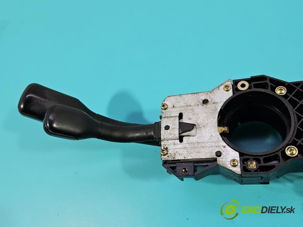 Audi A4 B5 1994-2001 1.9 tdi 90 HP manual 66 kW 1896 cm3 4- prepínač komplex: 4D0953513 (Prepínacie páčky pod volantom)