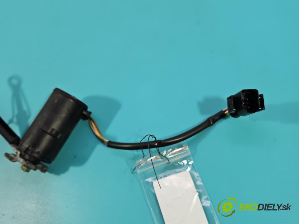 Audi A4 B5 1994-2001 1.9 tdi 90 HP manual 66 kW 1896 cm3 4- pedal plyn potenciometr: 0205001032