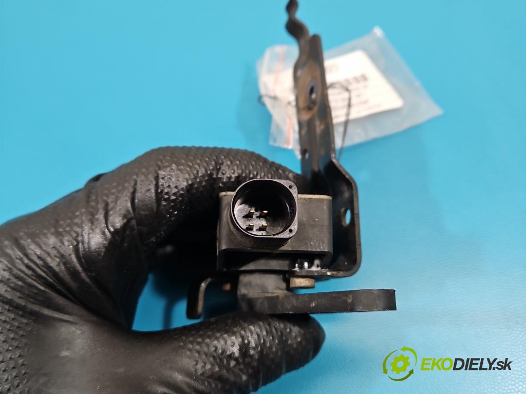 Audi A6 C6 2004-2011 2.7 TDI 179KM automatic 132 kW 2698 cm3 5- snímač nastavenia xenon 6PM00873900 (Snímač)