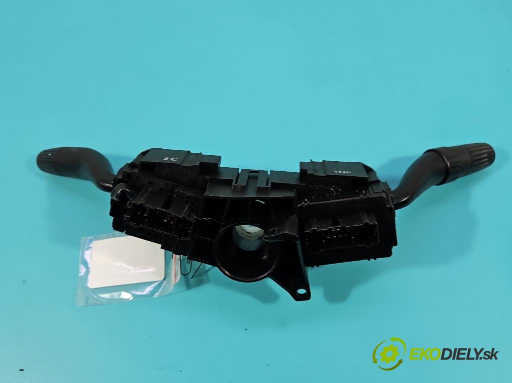 Honda Jazz II 2002-2008 1.3 83 HP manual 61 kW 1339 cm3 5- prepínač komplex:  (Prepínacie páčky pod volantom)