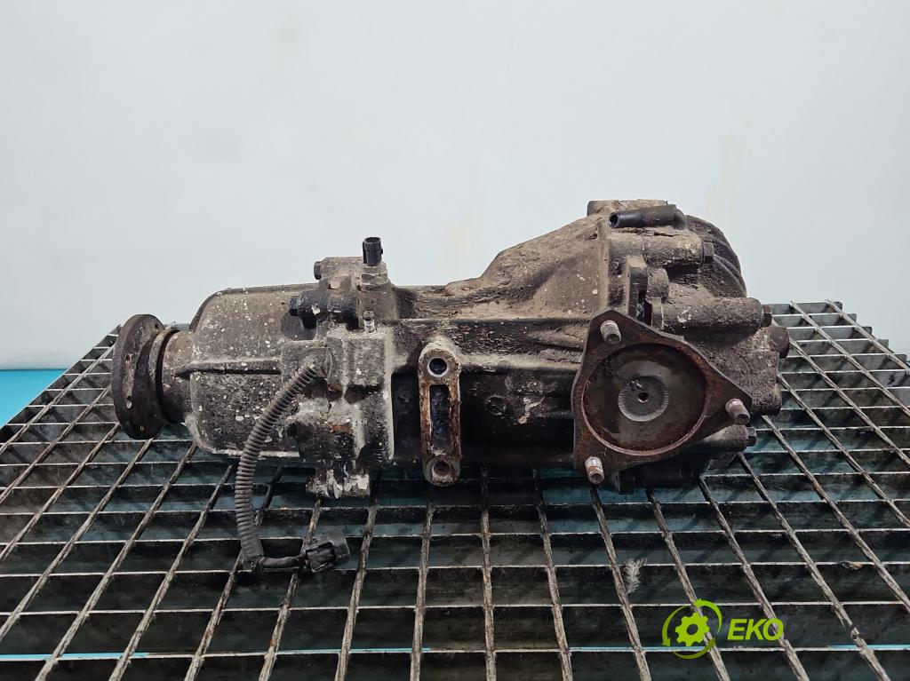 Suzuki SX4 I 2006-2014 2.0 16v 143 HP automatic 105 kW 1995 cm3 5- Most: zadní: