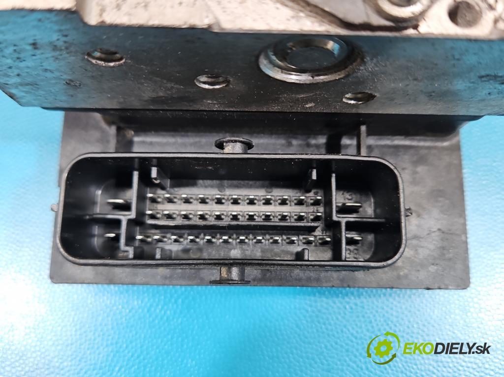 Audi A6 C6 2004-2011 2.7 TDI 179KM automatic 132 kW 2698 cm3 5- čerpadlo abs 4F0910517L (Pumpa ABS)