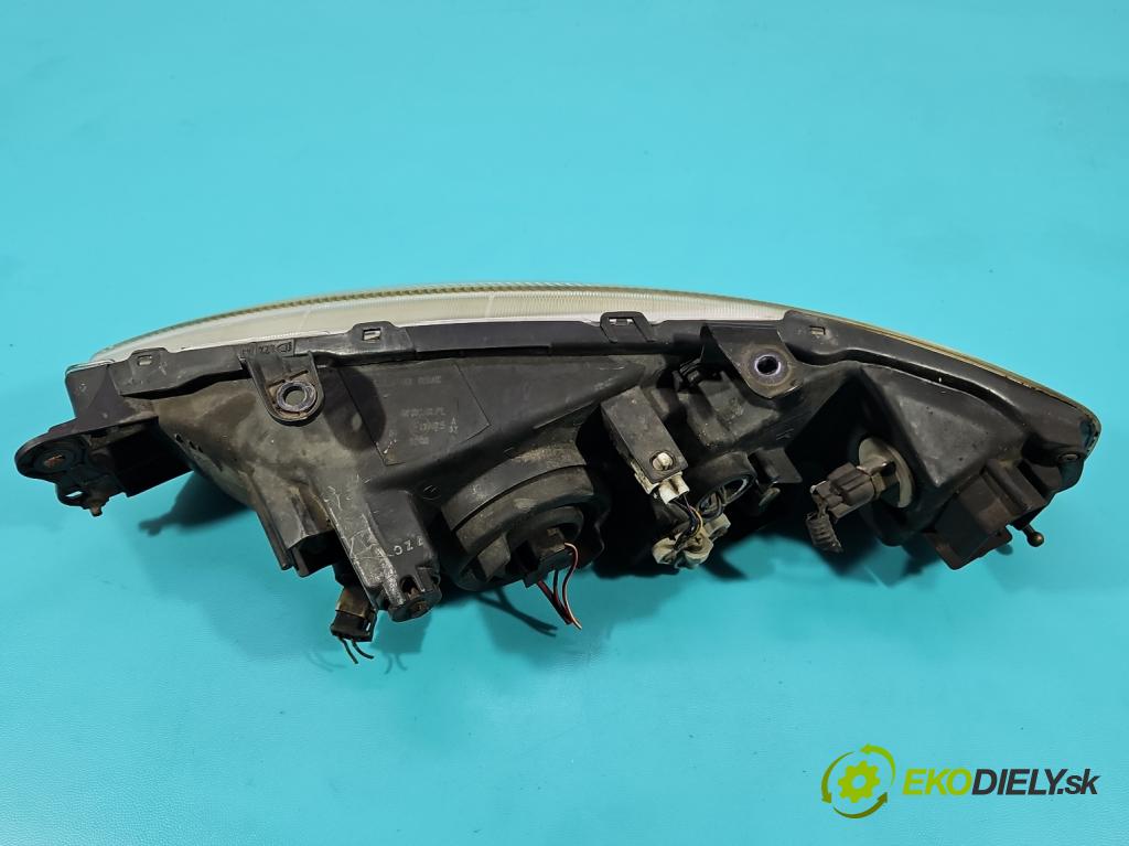 Mitsubishi Colt 1996-2004 1.3 75 HP manual 55 kW 1299 cm3 3- Reflektor: pravý 100-87279 (Svetlo predné pravé)