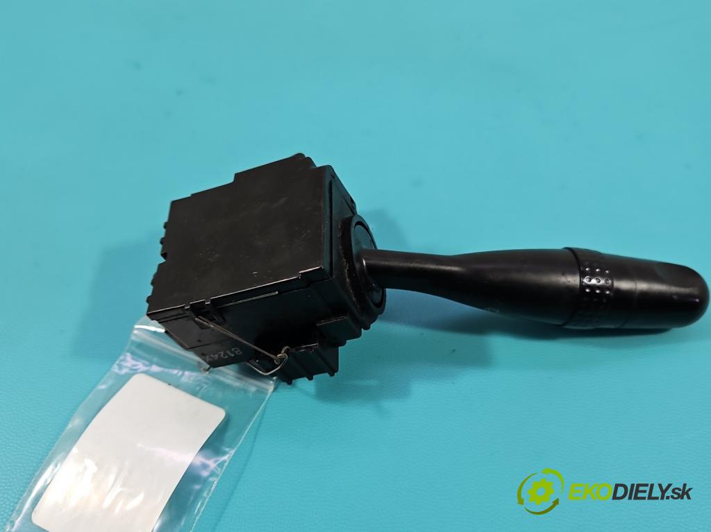 Suzuki SX4 I 2006-2014 2.0 16v 143 HP automatic 105 kW 1995 cm3 5- prepínač stieračov  (Prepínacie páčky pod volantom)