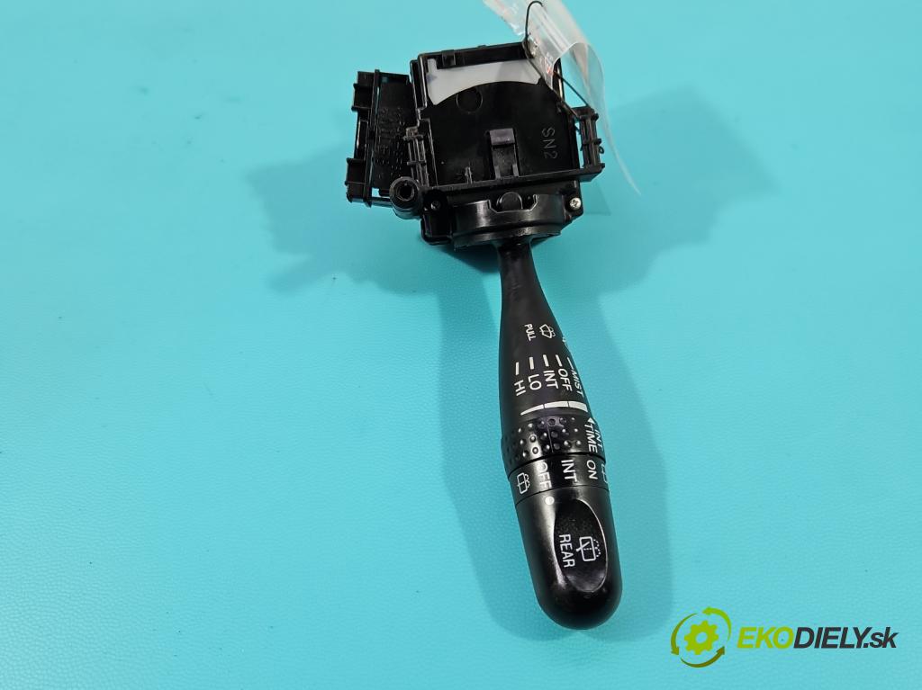 Suzuki SX4 I 2006-2014 2.0 16v 143 HP automatic 105 kW 1995 cm3 5- prepínač stieračov  (Prepínacie páčky pod volantom)