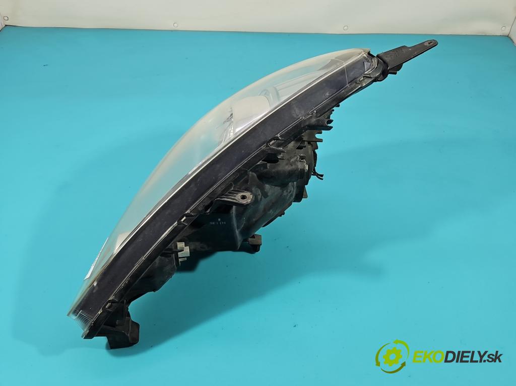 Honda Jazz II 2002-2008 1.3 83 HP manual 61 kW 1339 cm3 5- Reflektor: pravý  (Svetlo predné pravé)