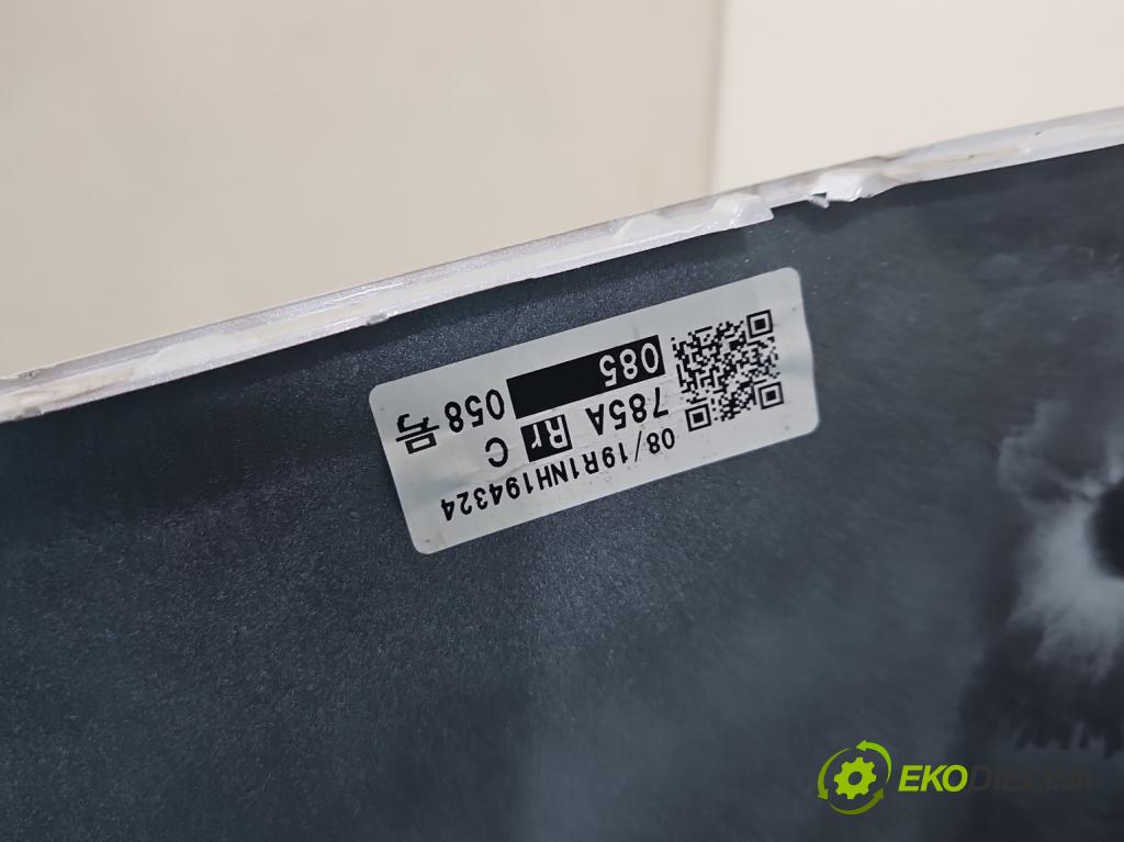 Lexus CT 2010-2022 1.8 VVTI 99 hp automatic 73 kW 1798 cm3 5- nárazník zadní  (Klika dveří ostatní)