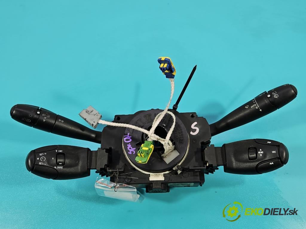 Peugeot 307 2.0 16V 136 HP manual 100 kW 1997 cm3 3- prepínač komplex: 96605656XT (Prepínacie páčky pod volantom)