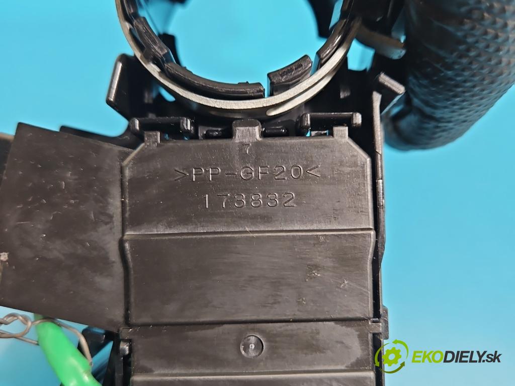 Lexus CT 2010-2022 1.8 VVTI 99 HP automatic 73 kW 1798 cm3 5- prepínač komplex: 42111-17F534 (Prepínacie páčky pod volantom)