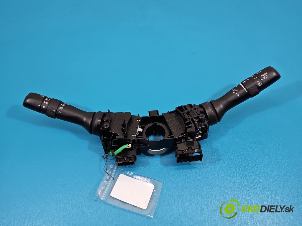 Lexus CT 2010-2022 1.8 VVTI 99 HP automatic 73 kW 1798 cm3 5- prepínač komplex: 42111-17F534 (Prepínacie páčky pod volantom)