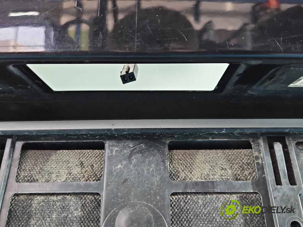 Vw Passat B7 2010-2014 2.0 TSI 211KM automatic 155 kW 1984 cm3 5- zadní kufrové dveře  (Zadní kapota (kufr))