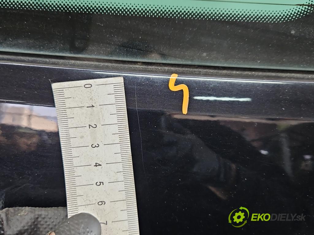 Vw Passat B7 2010-2014 2.0 TSI 211KM automatic 155 kW 1984 cm3 5- zadní kufrové dveře  (Zadní kapota (kufr))