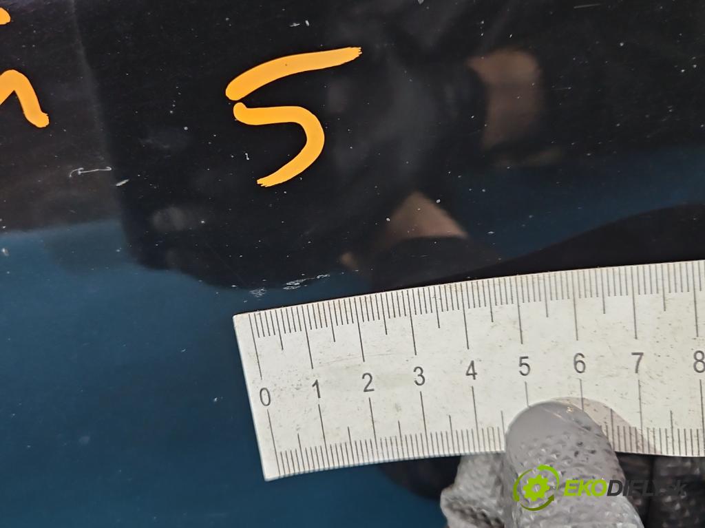 Vw Passat B7 2010-2014 2.0 TSI 211KM automatic 155 kW 1984 cm3 5- dvere predné pravé  (Kľučka dverí ostatné)