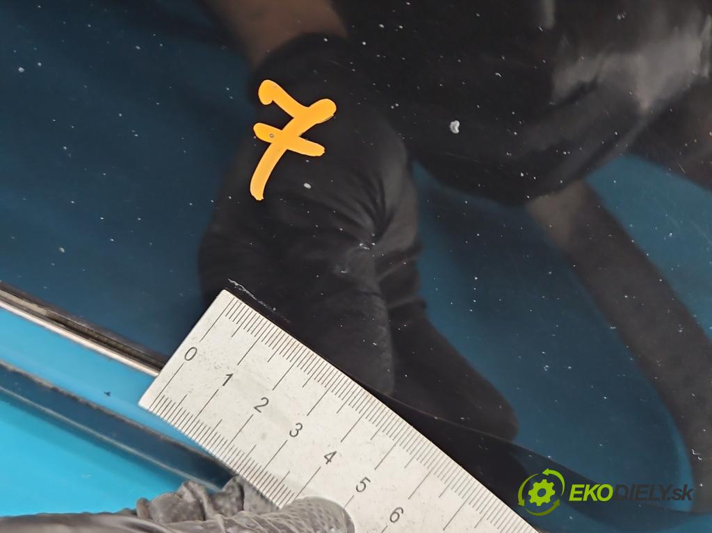 Vw Passat B7 2010-2014 2.0 TSI 211KM automatic 155 kW 1984 cm3 5- dvere predné pravé  (Kľučka dverí ostatné)