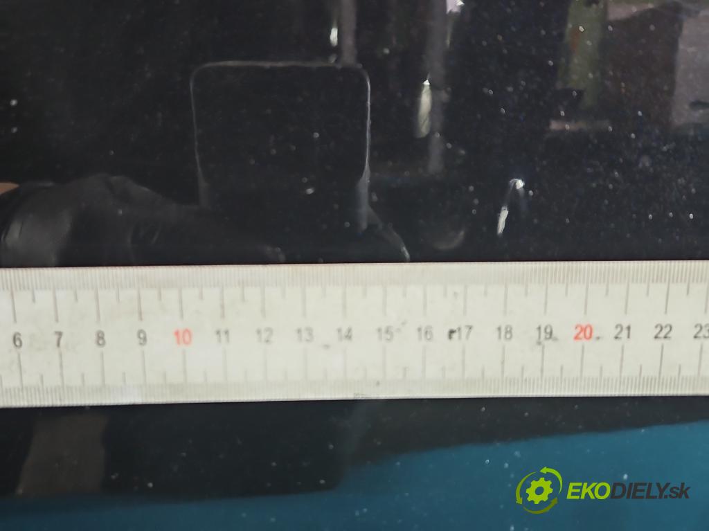 Vw Passat B7 2010-2014 2.0 TSI 211KM automatic 155 kW 1984 cm3 5- dvere predné pravé  (Kľučka dverí ostatné)