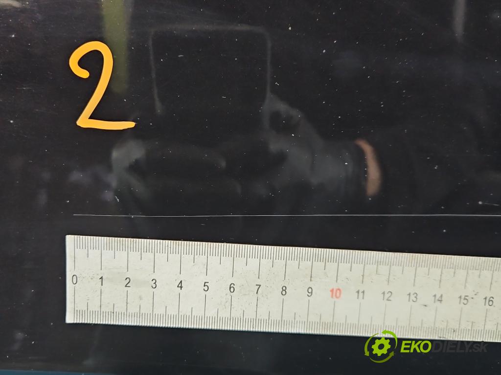 Vw Passat B7 2010-2014 2.0 TSI 211KM automatic 155 kW 1984 cm3 5- dvere predné pravé  (Kľučka dverí ostatné)