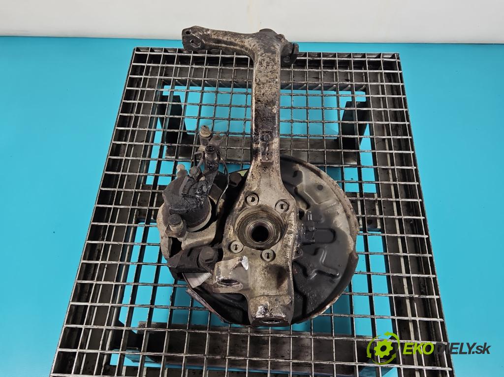 Audi A4 B7 2004-2008 1.9 tdi 116 HP manual 85 kW 1896 cm3 5- náboj ľavé  (Náboj kolesa)