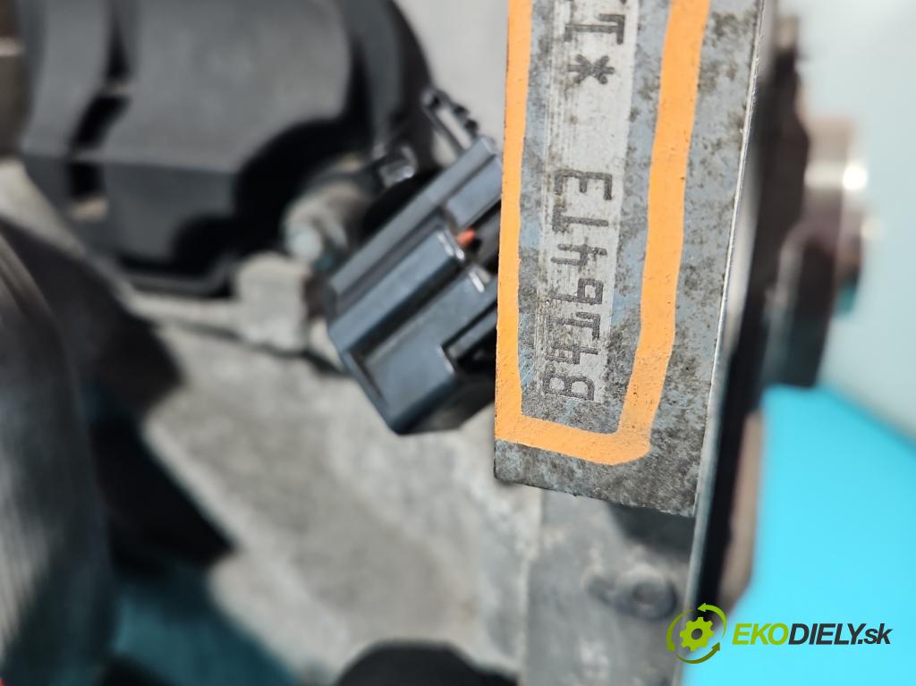 Volvo V40 II 2012-2019 1.6 T3 150 HP manual 110 kW 1596 cm3 5- motor benzín: B4164T3