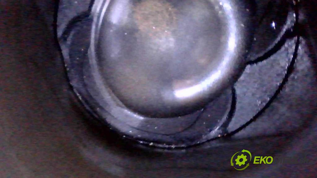 Volvo V40 II 2012-2019 1.6 T3 150 HP manual 110 kW 1596 cm3 5- motor benzín: B4164T3