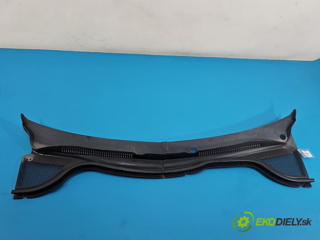 Vw Passat CC 2008-2016 2.0 TDI 140 HP manual 103 kW 1968 cm3 4- torpédo 3C8819404 (Torpédo (plast pod čelným sklom))