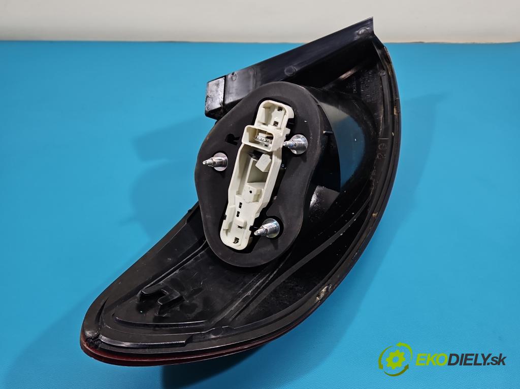 Vw Passat CC 2008-2016 2.0 TDI 140 hp manual 103 kW 1968 cm3 4- světlo zadní pravé 3C8945096D (Klika dveří ostatní)