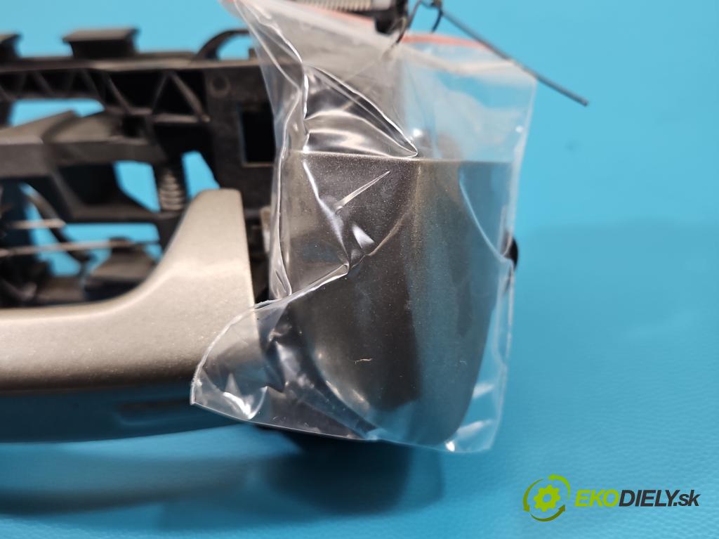 Vw Passat CC 2008-2016 2.0 TDI 140 HP manual 103 kW 1968 cm3 4- rukoväť predné ľavé mimo: 3C0837885H (Kľučka dverí vonkajšia predná ľavá)