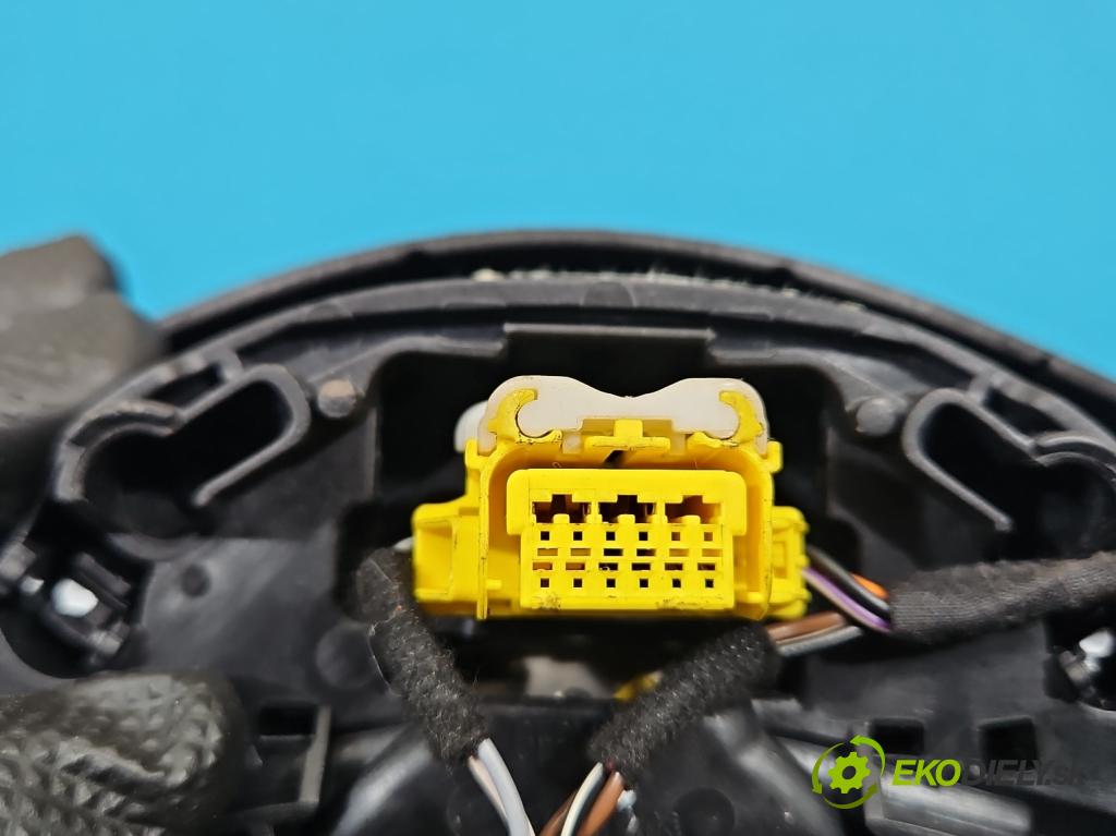 Vw Passat CC 2008-2016 2.0 TDI 140 HP manual 103 kW 1968 cm3 4- airbag vzduch: Řidiči: (Airbag)