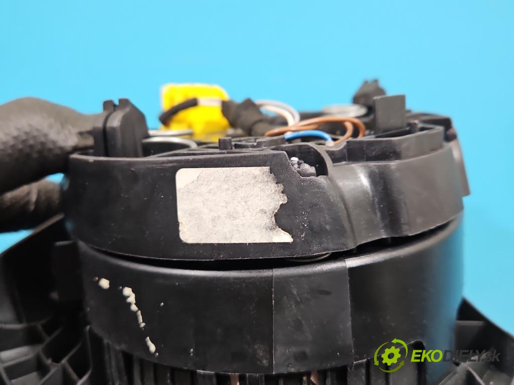 Vw Passat CC 2008-2016 2.0 TDI 140 HP manual 103 kW 1968 cm3 4- airbag vzduch: Řidiči: (Airbag)