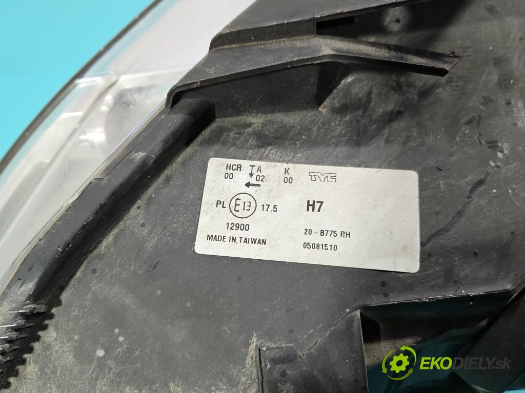 Vw Passat CC 2008-2016 2.0 TDI 140 HP manual 103 kW 1968 cm3 4- Reflektor: pravý  (Svetlo predné pravé)