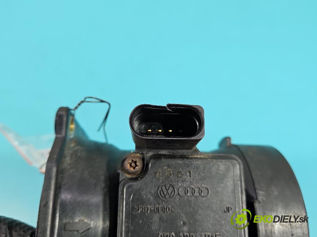 Audi A6 C5 1997-2004 2.4 V6 165 HP automatic 121 kW 2393 cm3 4- průtokoměr: 078133471E (Váha vzduchu)