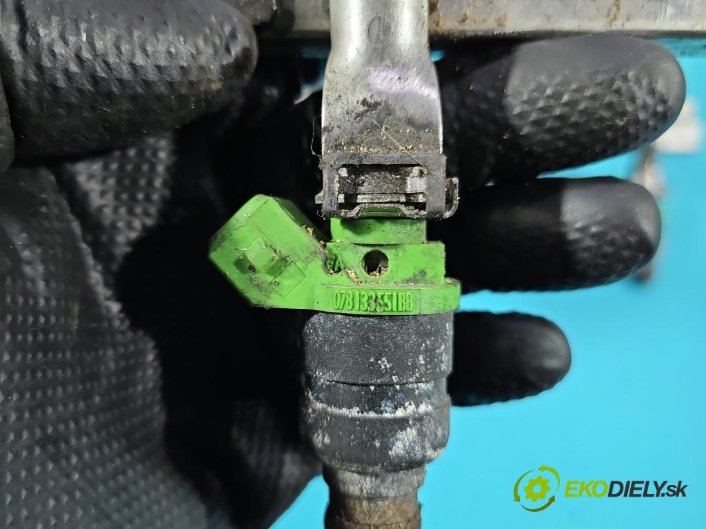 Audi A6 C5 1997-2004 2.4 V6 165 hp automatic 121 kW 2393 cm3 4- vstřikovač 078133551BB (Vstřikovač paliva)