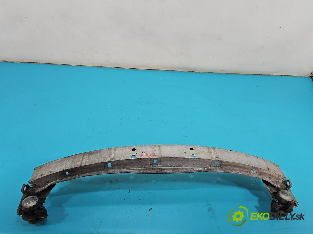 Audi A6 C5 1997-2004 2.4 V6 165 HP automatic 121 kW 2393 cm3 4- výstuha nárazník predné 4B0807109