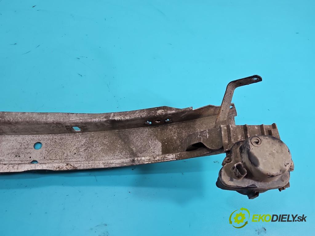 Audi A6 C5 1997-2004 2.4 V6 165 HP automatic 121 kW 2393 cm3 4- výstuha nárazník predné 4B0807109